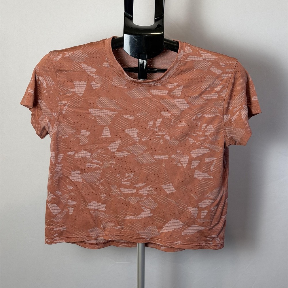 Lululemon Shirt Aprox Womens Medium Pink Cropped Geometric Short Sleeve Athletic